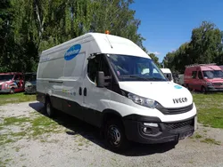 Weiß Gebraucht 2017 Iveco Daily Van / Kleinbus | 13.300 € (Fairer Preis)