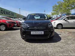 Schwarz Gebraucht 2022 Fiat 500e Icon Kleinwagen | 17.996 € (Guter Preis)