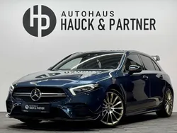 Blau Gebraucht 2019 Mercedes A35 AMG AMG Limousine | 34.990 € (Teuer)