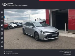 Silber Gebraucht 2023 Toyota Corolla Team Kombi | 27.390 € (Fairer Preis)