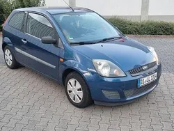 Blau Gebraucht 2007 Ford Fiesta Ghia Kleinwagen | 1.400 € (Fairer Preis)
