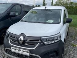 Weiß Gebraucht 2024 Renault Kangoo Rapid Advance Van / Kleinbus | 47.219 €