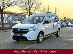 Weiß Gebraucht 2020 Dacia Dokker Comfort Van / Kleinbus | 10.976 € (Guter Preis)