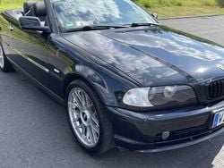 Schwarz Gebraucht 2000 BMW 323 Cabriolet Cabrio | 5.199 € (Fairer Preis)