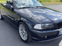 Schwarz Gebraucht 2000 BMW 323 Cabriolet Cabrio | 5.199 € (Fairer Preis)