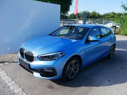 Seasideblue (metallic) Gebraucht 2020 BMW 118 Sport Line Kleinwagen | 18.990 € (Etwas zu teuer)