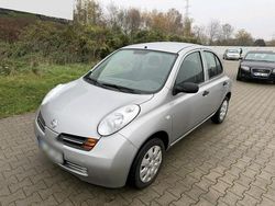 Silber Gebraucht 2005 Nissan Micra Limousine | 1.450 € (Fairer Preis)