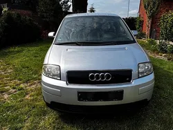 Silber Gebraucht 2003 Audi A2 Kleinwagen | 2.600 € (Guter Preis)
