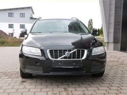Schwarz Gebraucht 2009 Volvo V70 Basis Kombi | 4.100 € (Etwas zu teuer)