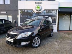 Schwarz Gebraucht 2013 Skoda Fabia Fresh Kombi | 8.900 €