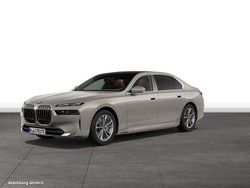 Grau Gebraucht 2024 BMW i7 Limousine | 95.768 €