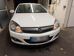 Weiß Gebraucht 2009 Opel Astra GTC Coupé | 2.299 € (Guter Preis)