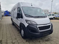 Weiss Gebraucht 2022 Peugeot Boxer Van | 30.849 €