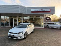 Weiß Gebraucht 2018 VW Golf VII Join Limousine | 14.990 € (Guter Preis)