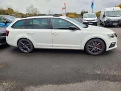 Candy weiss Gebraucht 2018 Skoda Octavia RS Kombi | 15.995 € (Guter Preis)