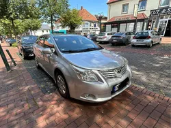 Silber Gebraucht 2010 Toyota Avensis Kombi | 4.300 € (Fairer Preis)