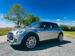Grau Gebraucht 2016 Mini Cooper S Kleinwagen | 17.990 € (Fairer Preis)