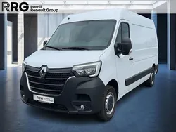 Weiß (mineral weiss (weiß)) Gebraucht 2024 Renault Master Van | 31.960 € (Fairer Preis)