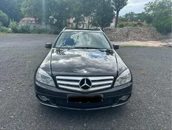 Schwarz Gebraucht 2010 Mercedes C220 Kombi | 6.000 € (Etwas zu teuer)