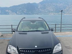 Schwarz Gebraucht 2007 Mercedes ML320 SUV | 10.000 €