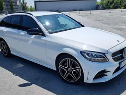 Weiß Gebraucht 2019 Mercedes C200 AMG line Kombi | 25.900 € (Teuer)