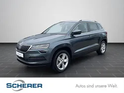 Quarzgrau metallic (metallic) Gebraucht 2021 Skoda Karoq Style SUV | 25.600 € (Fairer Preis)