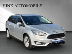 Silber Gebraucht 2015 Ford Focus Business Edition Limousine | 5.990 € (Fairer Preis)