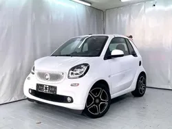 Weiß Gebraucht 2017 Smart ForTwo Cabrio Prime Cabrio | 13.790 € (Fairer Preis)