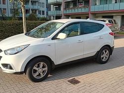 Weiß Gebraucht 2012 Hyundai ix35 SUV | 8.700 €