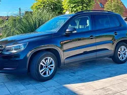 Schwarz Gebraucht 2015 VW Tiguan SUV | 8.500 € (Guter Preis)