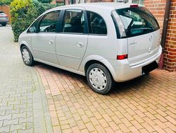 Silber Gebraucht 2004 Opel Meriva Van / Kleinbus | 1.250 € (Fairer Preis)