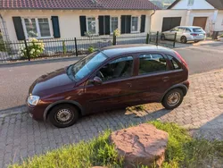 Rot Gebraucht 2004 Opel Corsa Eco Limousine | 1.200 € (Guter Preis)