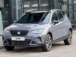 Grau Gebraucht 2024 Seat Arona FR SUV | 27.990 €