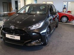 Schwarz Neu 2025 Toyota Yaris Hybrid Team Limousine | 25.249 € (Fairer Preis)