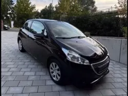 Schwarz Gebraucht 2012 Peugeot 208 Active Kleinwagen | 4.300 € (Fairer Preis)