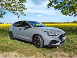 Grau Gebraucht 2021 Hyundai i30 N Line Limousine | 20.990 € (Fairer Preis)