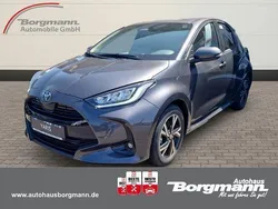 Grau Neu 2024 Toyota Yaris Hybrid Team Limousine | 25.390 € (Fairer Preis)