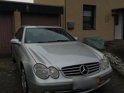 Silber Gebraucht 2003 Mercedes CLK240 Avantgarde Coupé | 6.999 € (Etwas zu teuer)
