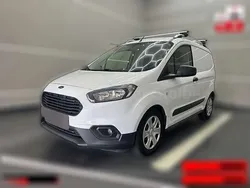 Weiß metallic Gebraucht 2019 Ford Transit Trend | 11.690 € (Guter Preis)