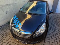 Schwarz Gebraucht 2010 Opel Corsa Selection Limousine | 1.850 € (Superpreis)
