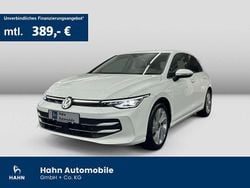 Weiß Gebraucht 2024 VW Golf VIII Style Limousine | 28.430 € (Fairer Preis)