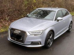 Grau Gebraucht 2017 Audi A3 Sportback e-tron Design Kleinwagen | 16.500 € (Etwas zu teuer)