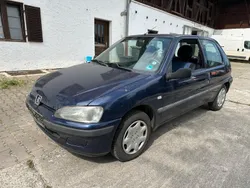 Blau Gebraucht 2001 Peugeot 106 Kleinwagen | 499 €