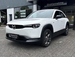 Weiss Gebraucht 2023 Mazda MX30 Ad'Vantage SUV | 18.440 € (Fairer Preis)