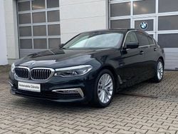 Black sapphire (metallic) Gebraucht 2017 BMW 530 Luxury Line Limousine | 28.798 € (Guter Preis)