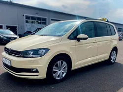 Beige Gebraucht 2025 VW Touran Comfortline Van / Kleinbus | 29.500 € (Superpreis)