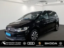 Deep black perleffekt Gebraucht 2021 VW Touran Active Van / Kleinbus | 27.980 € (Fairer Preis)