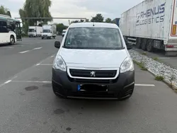 Weiß Gebraucht 2018 Peugeot Partner Van / Kleinbus | 7.490 € (Superpreis)