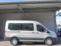 Polarsilber metallic Gebraucht 2021 Ford Transit Trend Kombi | 26.980 €