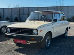 Beige Gebraucht 1980 Volvo 66 | 7.490 €